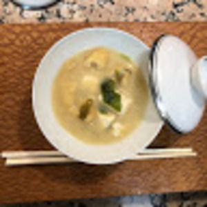 Meet your Posher, Ava